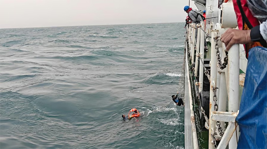 Fishermen rescued